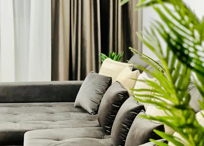 07 With Panoramic View Köstence